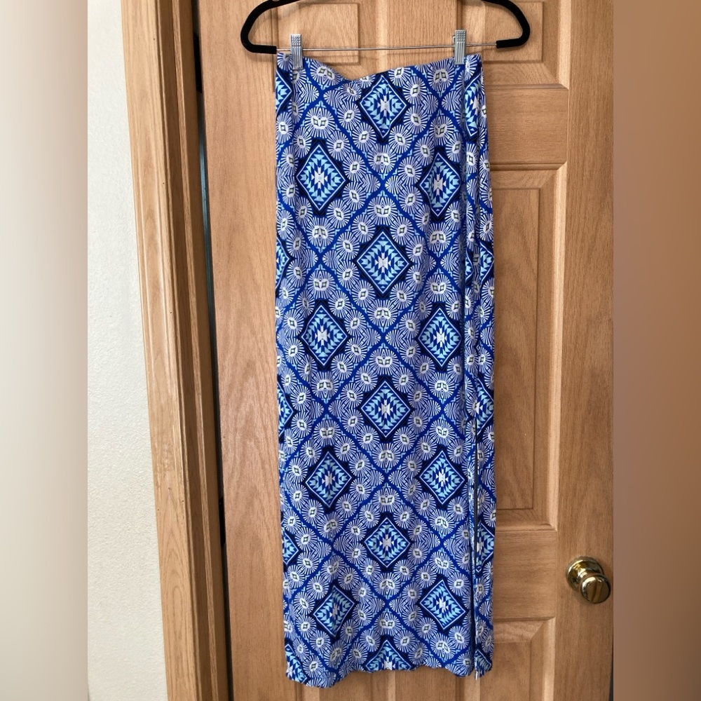 Old Navy Women’s Maxi Skirt